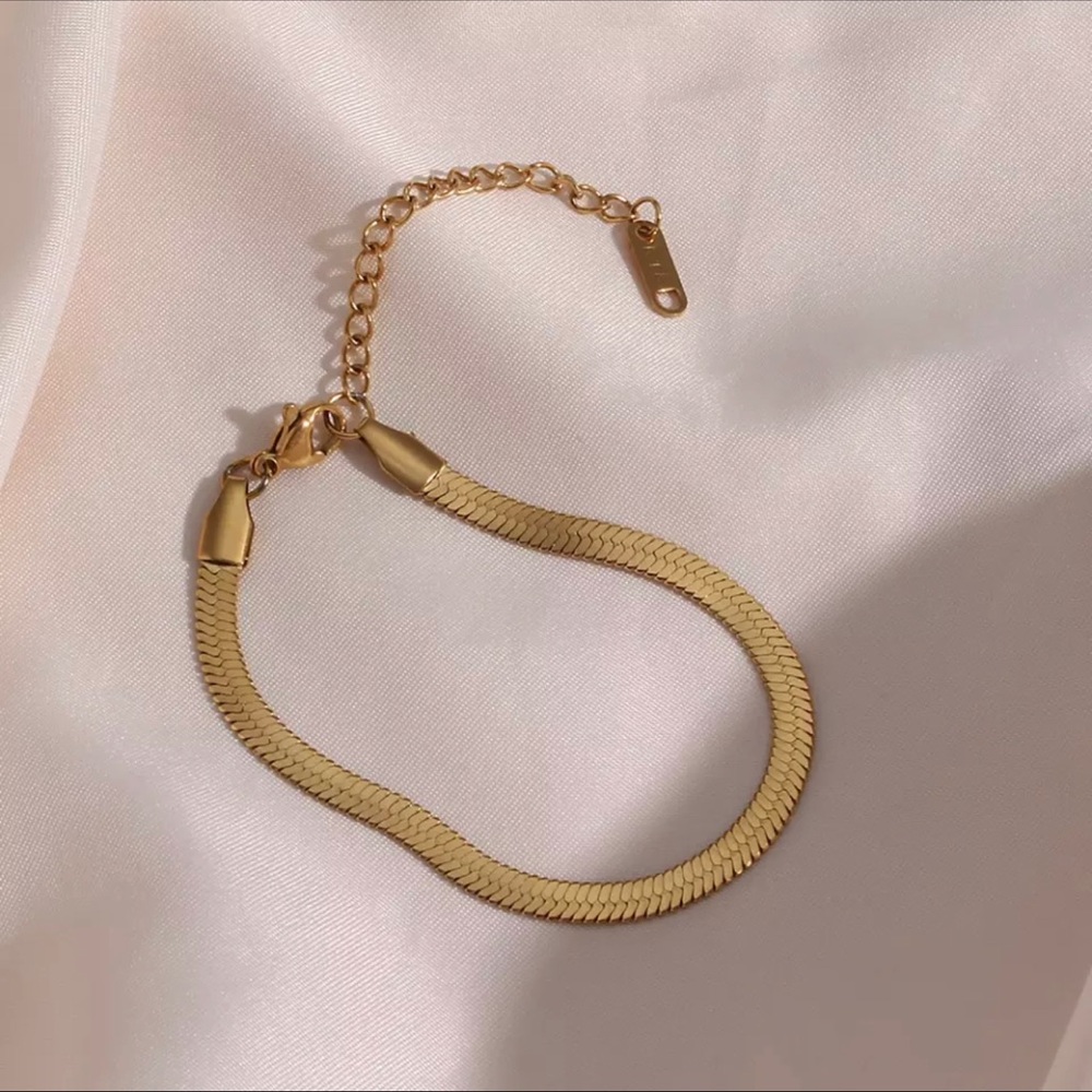 Bracelet Tarnish Free Steel 18K Gold Plated Flat Snake Chain Bangles for Women